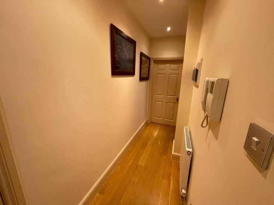 Luxurious Serviced Apt Next To The City Of London And Tower Bridge Apartment Luaran gambar